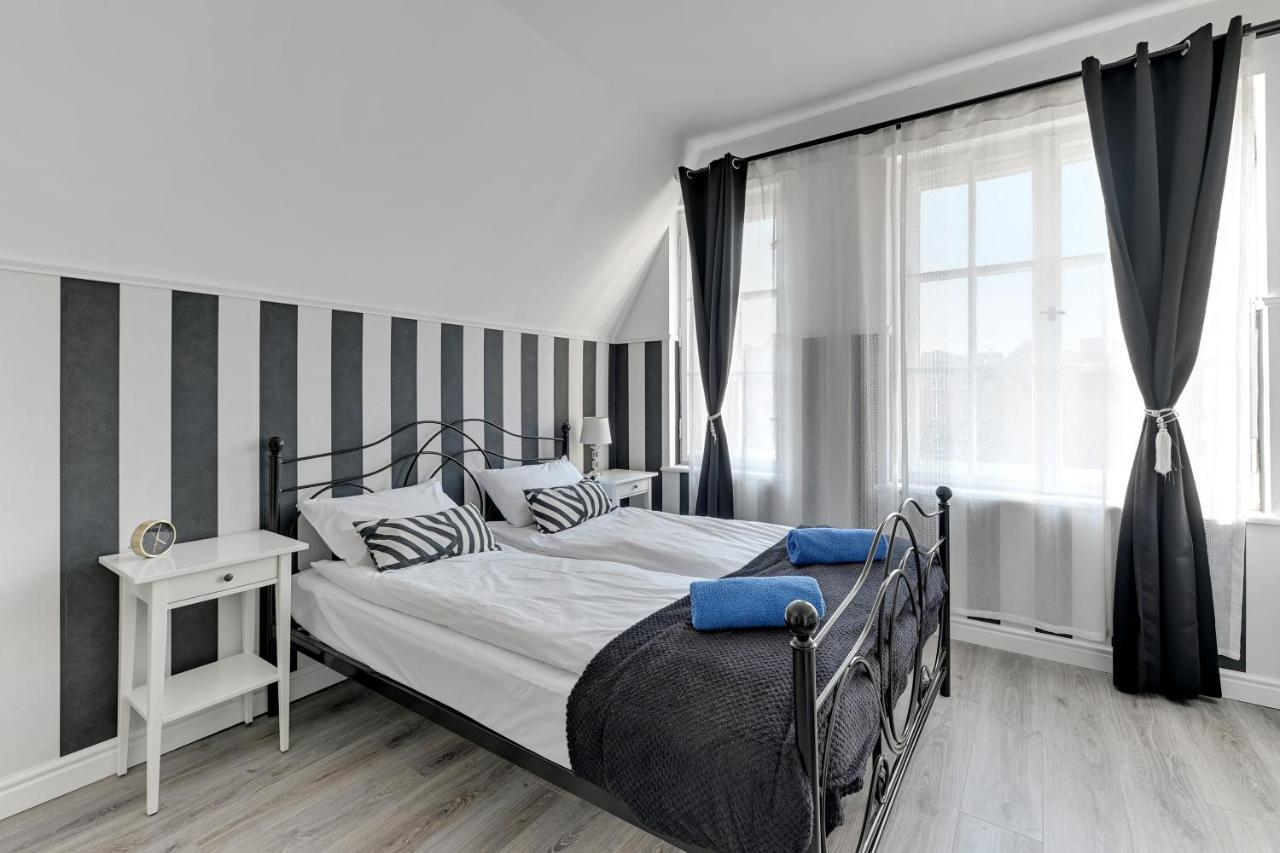 Pola By Q4Apartments - Heart Of The Old Town Gdańsk Extérieur photo