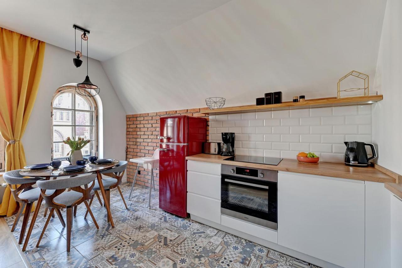 Pola By Q4Apartments - Heart Of The Old Town Gdańsk Extérieur photo
