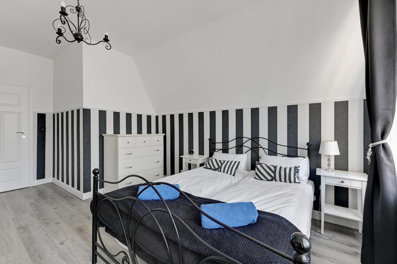 Pola By Q4Apartments - Heart Of The Old Town Gdańsk Extérieur photo